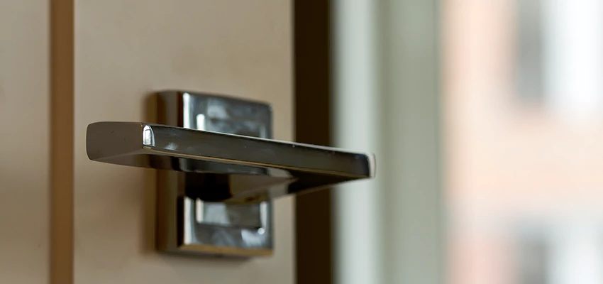 Door Lever Knob Repair in Hughson, California
