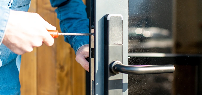 Aluminium Door Lock Replacement in Hughson, California