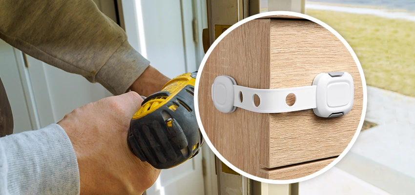 Childproof Sliding Door Locks in Hughson, CA